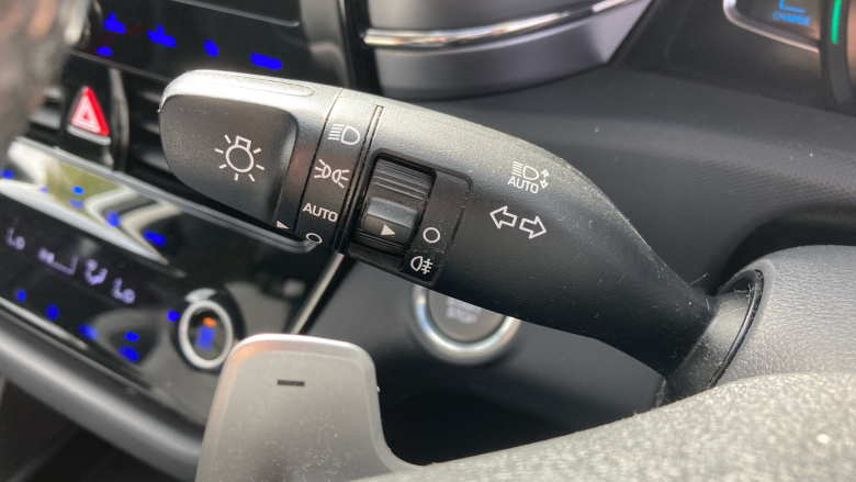 Hyundai IONIQ 1.6 GDi Hybrid Premium SE 5dr DCT Hybrid Hatchback